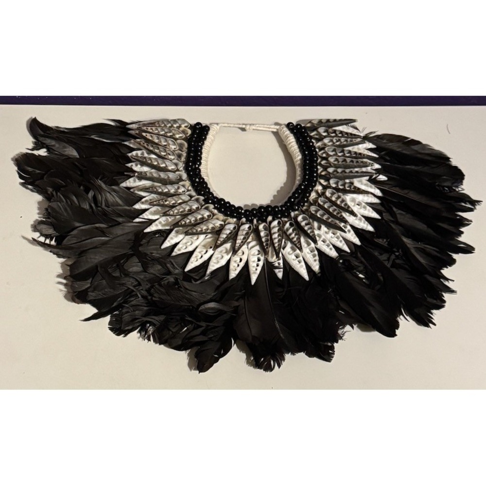 Papuan Necklace Jewelry Tribal Feather Shell Papa New Guinea Handmade Art Decor